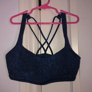 Size 6 lululemon sports bra